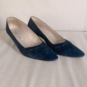 Vintage Manolo Blahnik Midnight Blue Suede Pumps Women's 38, Made in Italy
